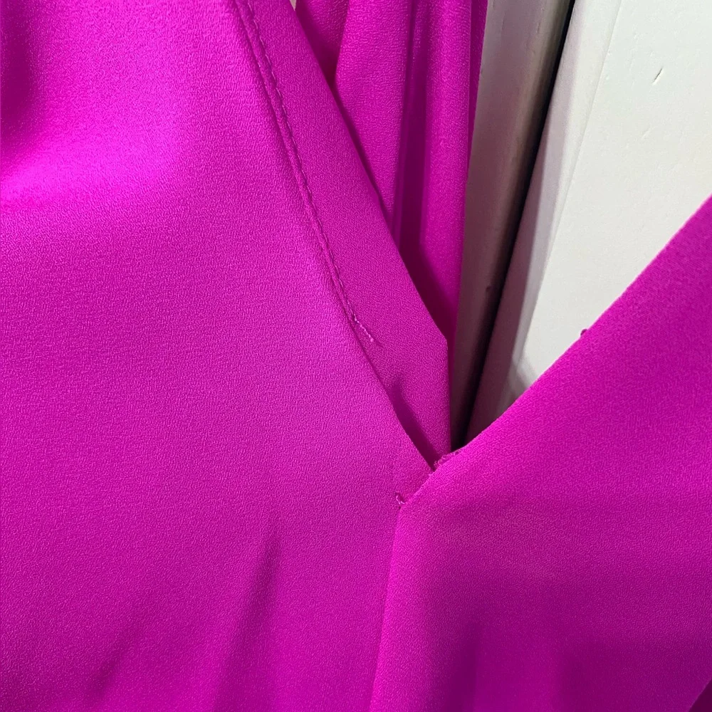 Hot pink dress - Picture 4 of 6